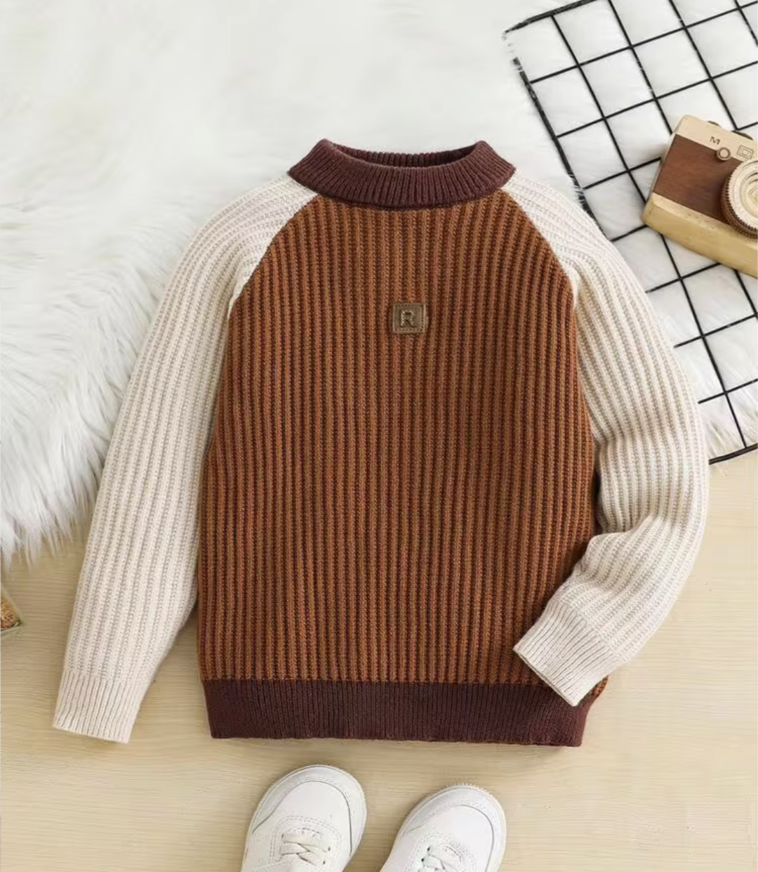 Boys brown long sleeve sweater knitted